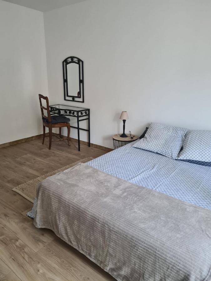 Magnifique Appartement Avec Terrasse Besseges Екстер'єр фото